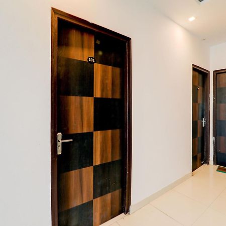 Super Collection O Kiara Guest House Лакхнау Экстерьер фото