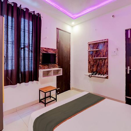 Super Collection O Kiara Guest House Лакхнау Экстерьер фото