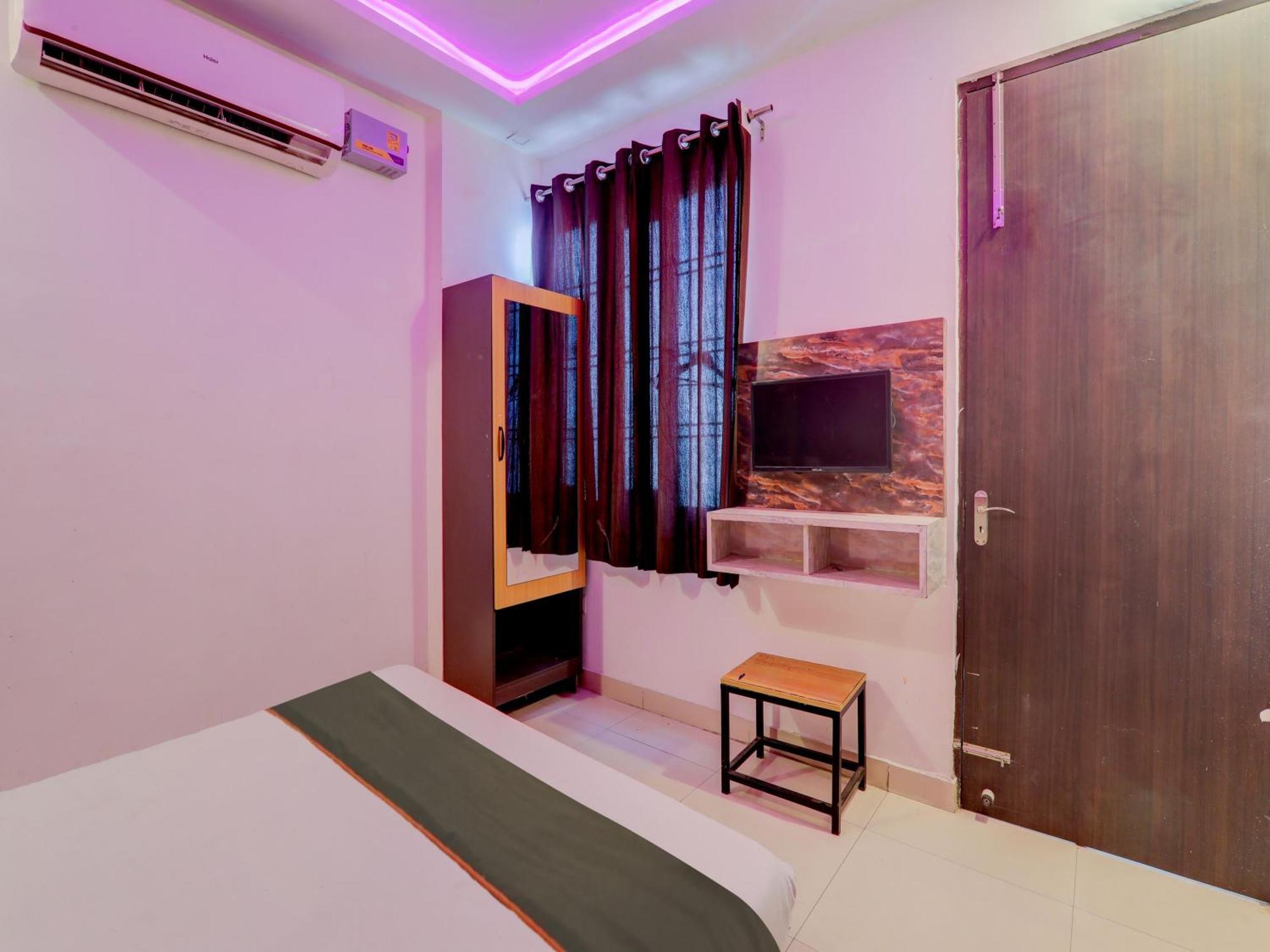 Super Collection O Kiara Guest House Лакхнау Экстерьер фото